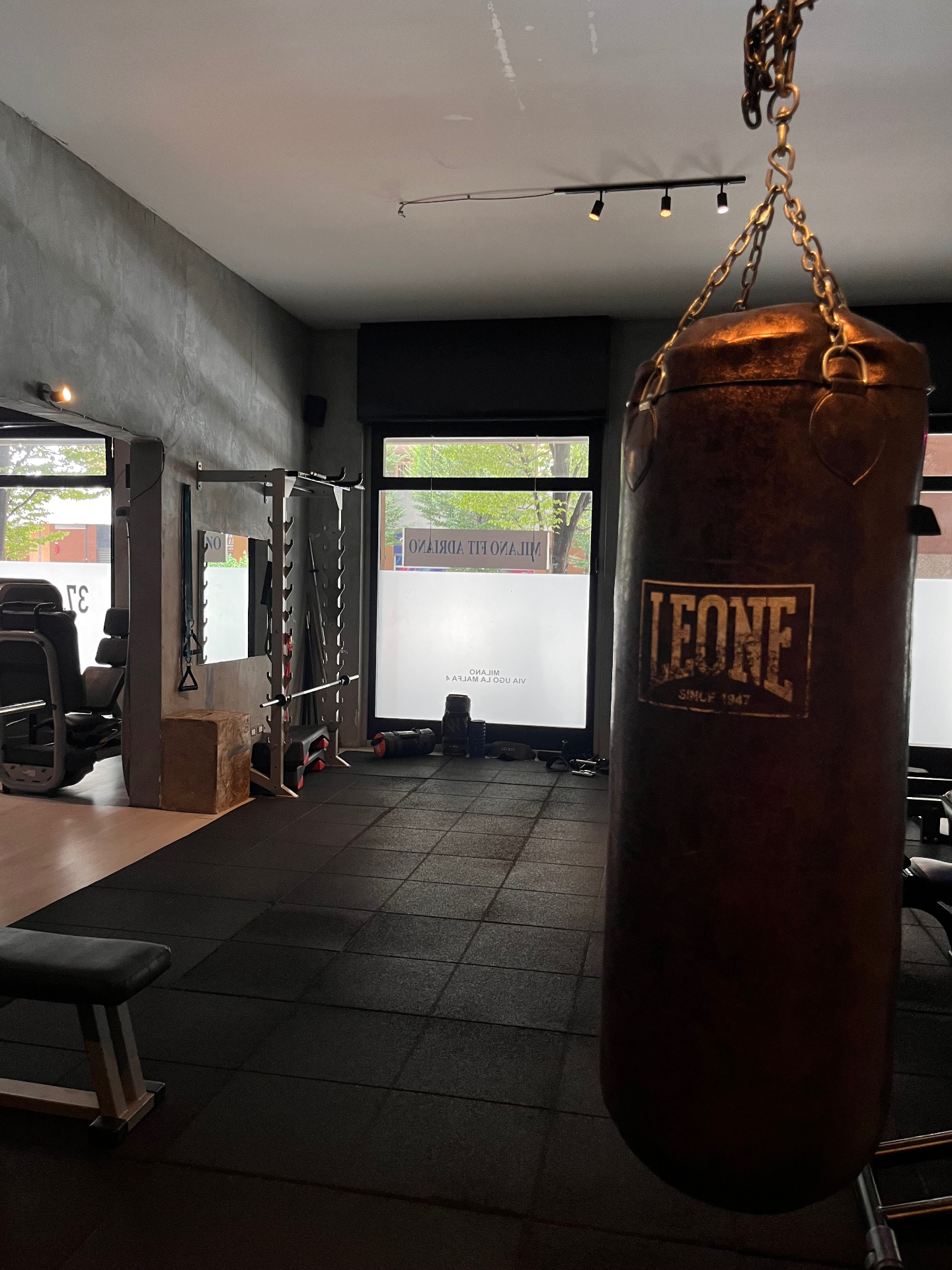 Sala pesi Milano Fit Adriano
